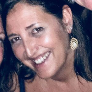 Meet your Posher, Ana